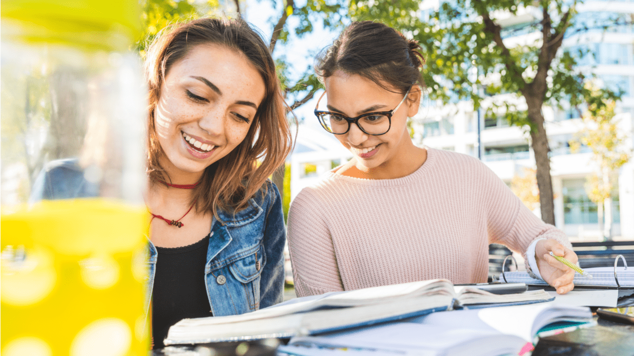 IS CANADA FREE COLLEGE visual data 8