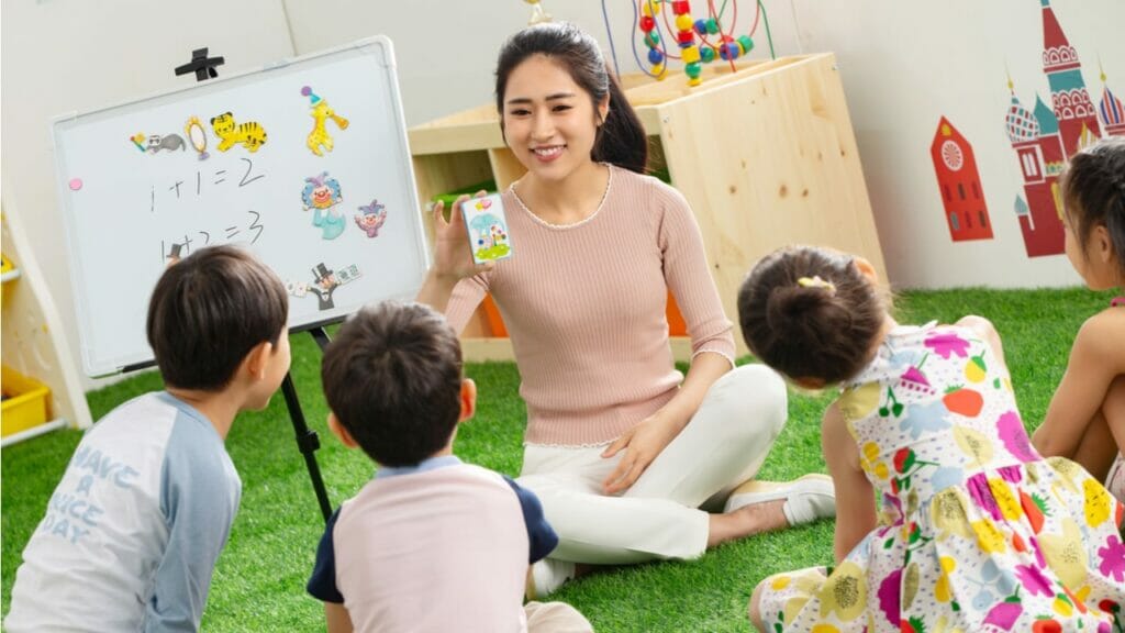 early childhood education online courses in canada