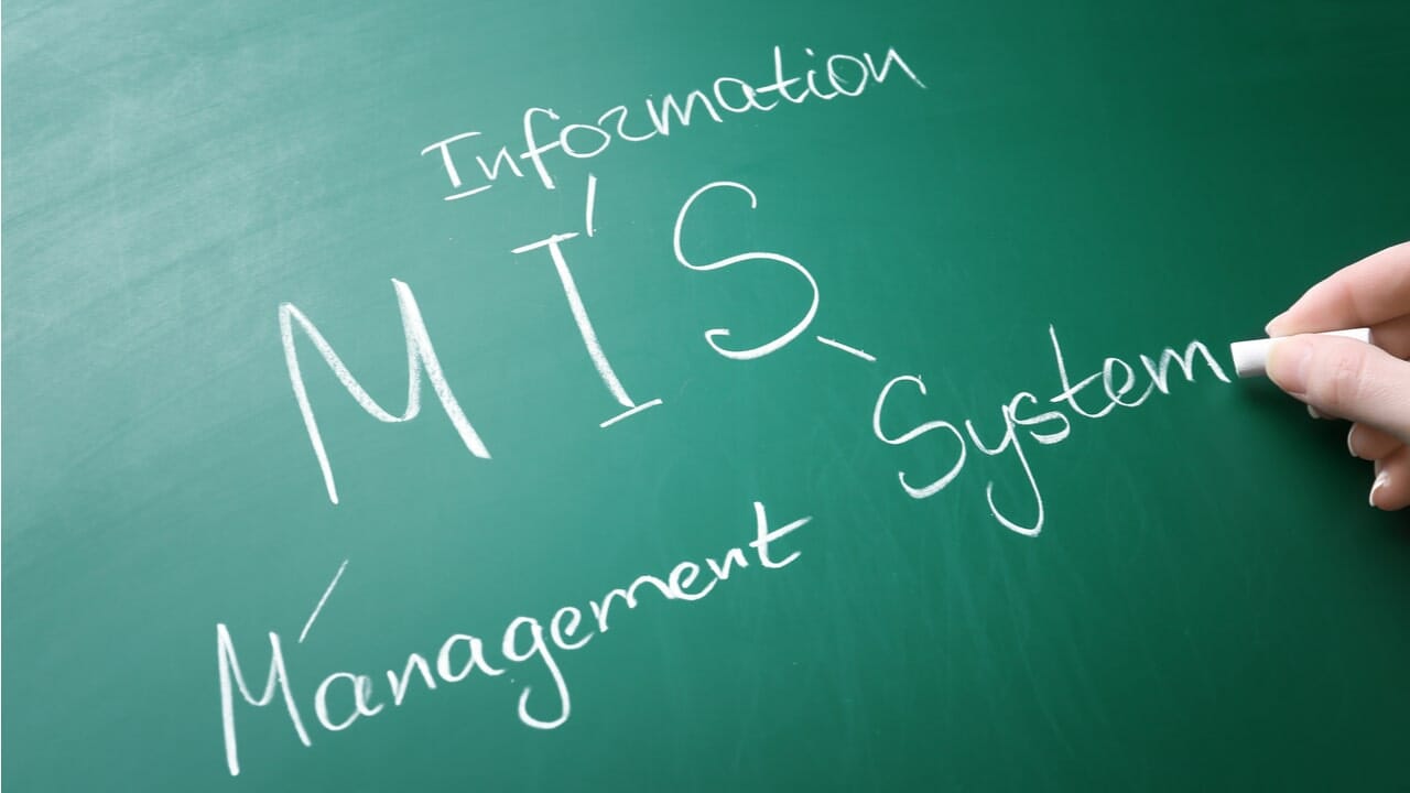 top-universities-to-study-mis-in-us-for-2023-with-course-details